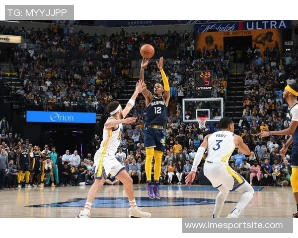 小贾谈中距离投篮能力：这是我比赛中不可或缺的一部分